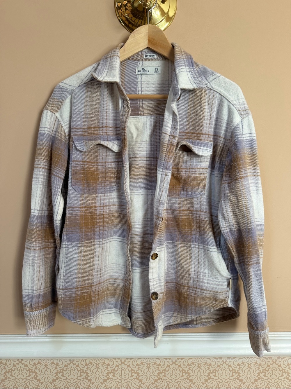 Hollister Plaid Button-Down Shirt Jacket in Cream, Brown & Lavender 100% cotton